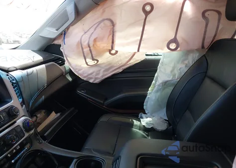 2019 GMC Yukon Xl Slt z USA, uszkodzony, nr VIN 1GKS2GKC1KR316626